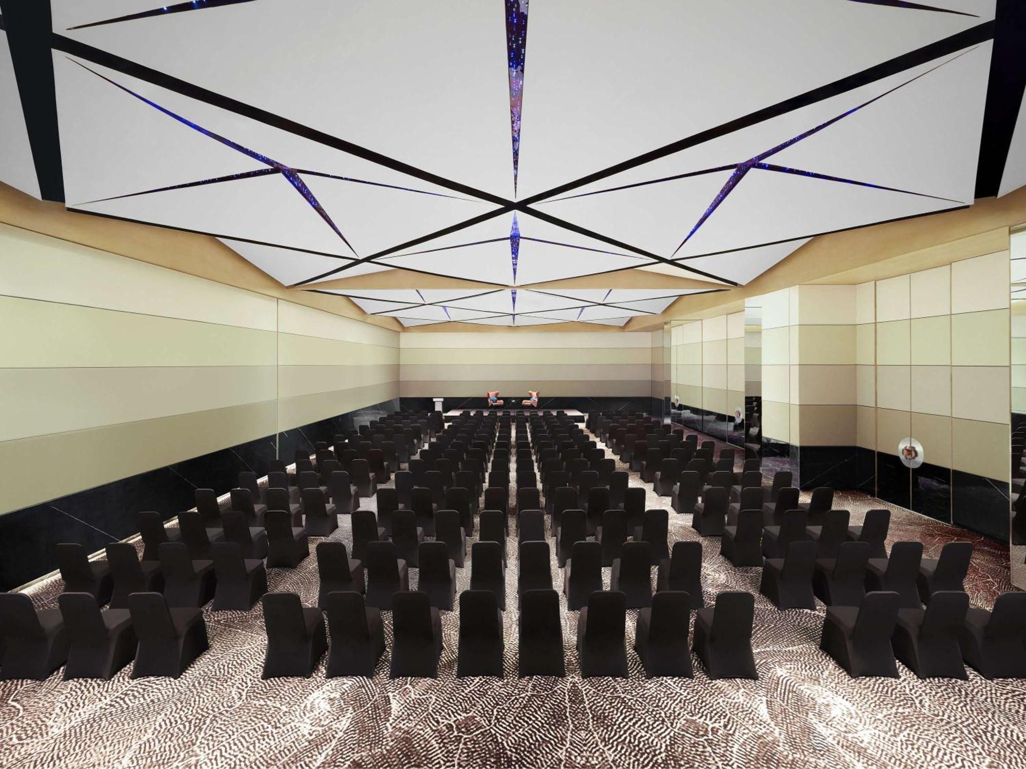 Novotel New Delhi City Centre Экстерьер фото